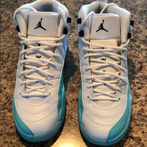 Jordan Retro 12 Size 6.5 Youth
